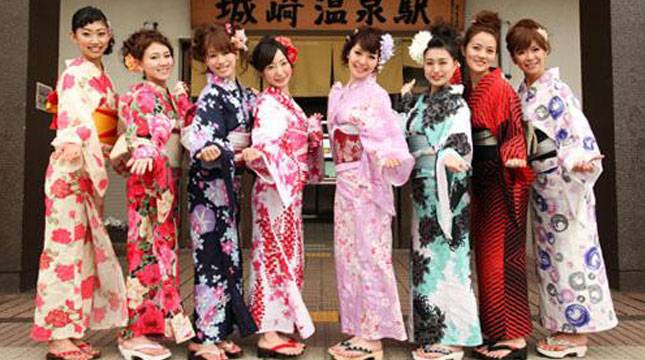 Masih Suka Bingung Antara Yukata dan Kimono? Ini Perbedaannya