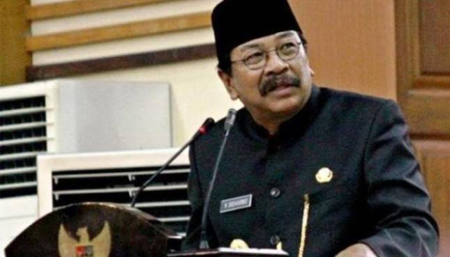 Mantan Gubernur Jatim Soekarwo Kini Jadi Komut Semen Indonesia
