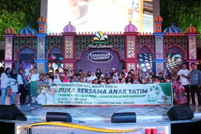 Berbagi Kebahagiaan Bersama 50 Anak Yatim di Summarecon Mal