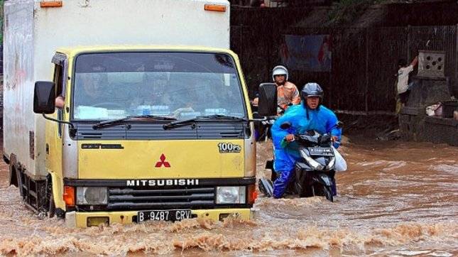 Rabu Pagi, 24 RW di Jakarta Terendam Luapan Sungai Ciliwung