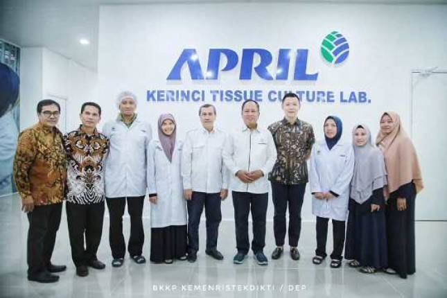 Menristekdikti Tekankan Pentingnya Riset dan Inovasi bagi Dunia Industri