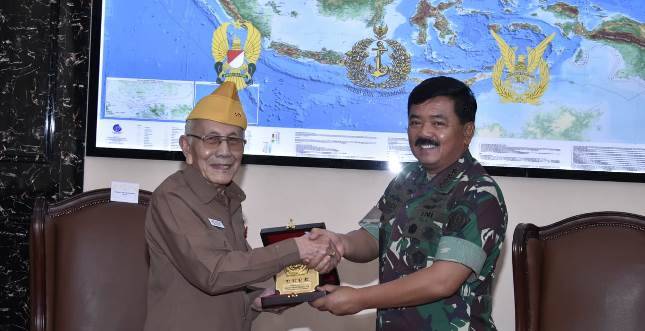 Panglima TNI Terima Kunjungan Ketua Umum LVRI