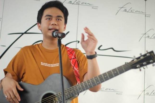 Dua Lagu Izza Dijadikan Soundtrack Oleh Falcon Pictures        