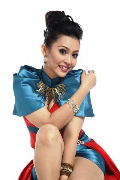 Kesibukan Ratna Listy Selama Masa Pandemi Kelola Konten Mata Langit di Youtube 