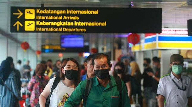 Waduh Gawat! Ribuan Orang Masuk RI Positif Corona Meski Bawa Surat Bebas Covid-19 dari Negara Asal