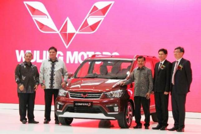 Wapres Resmikan Pabrik Wuling Motors Berteknologi Modern