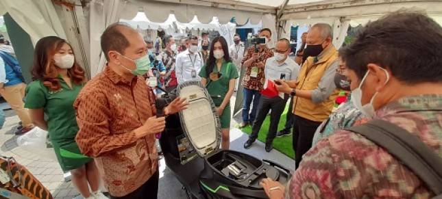 Hadir di Pameran Kendaraan Listrik Pertama di Indonesia! Volta Ramai Diserbu Pengunjung...
