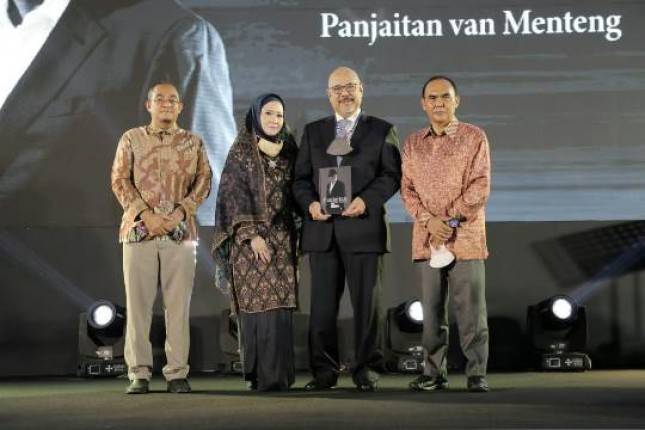 CEO Agung Concern Group Ilham Panjaitan Luncurkan Buku Panjaitan van Menteng