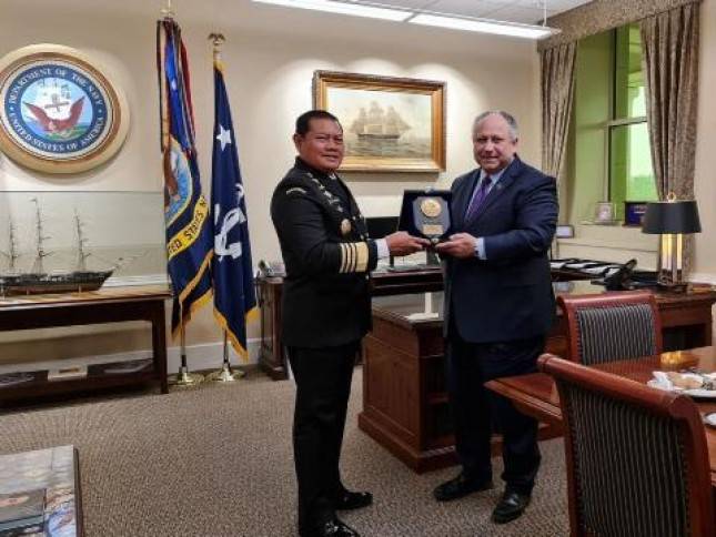 KASAL Laksamana Yudo Kunjungan Kerja ke US Secretary of the Navy di Washington DC