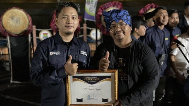 Komitmen Lestarikan Lingkungan, Sicepat  Raih Dua Penghargaan Industri Hijau