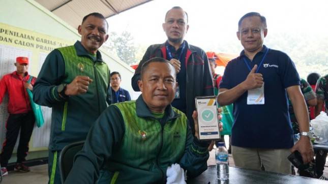 Autentikasi Digital ASABRI Kepada Wisudawan Purnawira Perwira Tinggi TNI AD