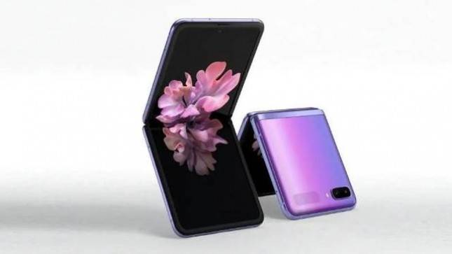 Selain canggih, Galaxy Z Flip4 5G Bisa Bikin Anda Lebih Stylish dan Fashionable