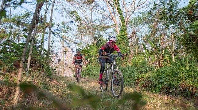 Rhino X Triathlon di Tanjung Lesung Kenalkan Budaya Banten