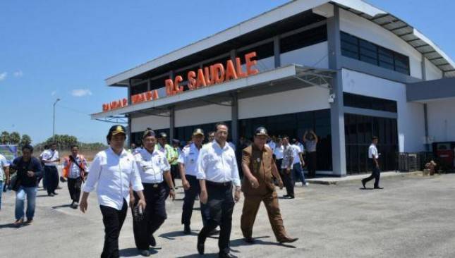 Tol Laut NTT Turunkan Harga Barang 20 Persen