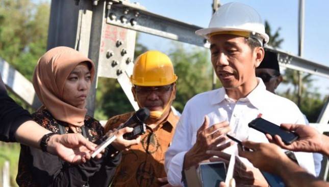 Jokowi Ingin Film G30S/PKI Dibikin Versi Baru