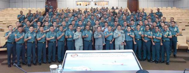 Kepala Bakamla RI   Laksdya TNI Dr. Aan Kurnia Berikan Kuliah Umum Pasis Seskoal Dikreg 61