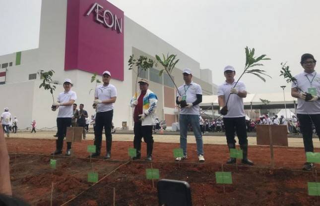Lanjutkan AEON Hometown Forest Creation, Tanam Lebih Dari 3000 Bibit Pohon di AEON Mall Deltamas