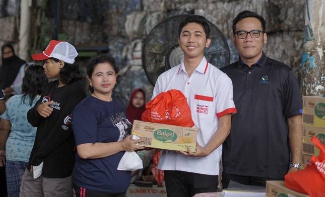 Kolaborasi Yayasan WINGS Peduli Di Sektor Pendidikan dan Lingkungan Dalam Pengelolaan Sampah Plastik