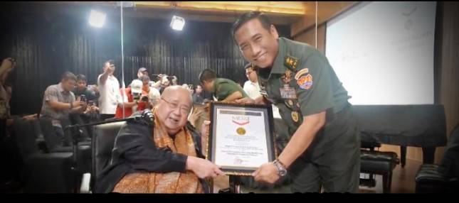 Figur Mayjen TNI Budi Pramono Peraih Rekor MURI Gelar Akademik Terbanyak