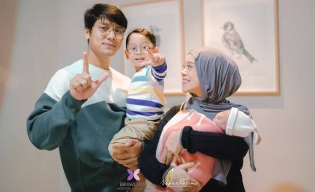 Lesti Kejora dan Rizky Billar Dikaruniai Anak Kedua, Persalinan Lancar di Brawijaya Hospital Duren Tiga