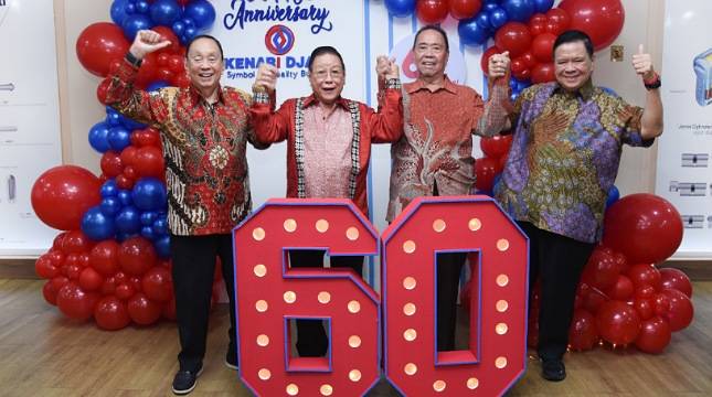 Dijuluki Sebagai 'Raja Kunci', Kenari Djaja Rayakan HUT-nya ke 60 Years Young