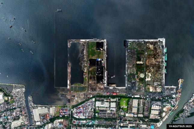 KCN Tegaskan Tanggul Beton di Cilincing Bukan Bagian dari Pagar Laut Bambu PIK