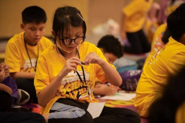 Ilmuwan Cilik Jakarta Siap Tampil di Gramedia Science Day 2025 bersama Mischka dan Devon
