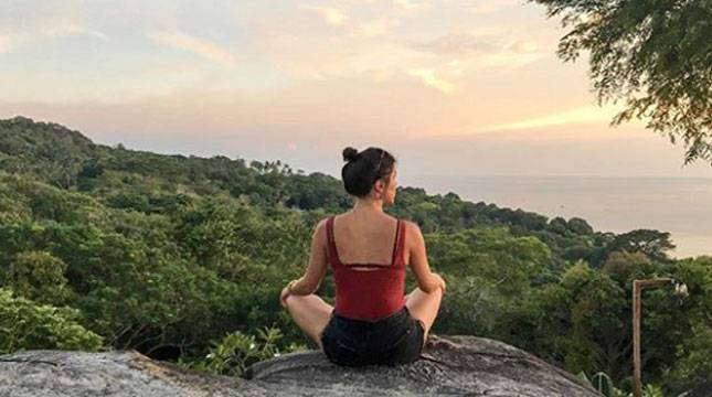 Hati-Hati Unggah Foto Liburan, Ini Sembilan Pose Paling Menyebalkan di Instagram