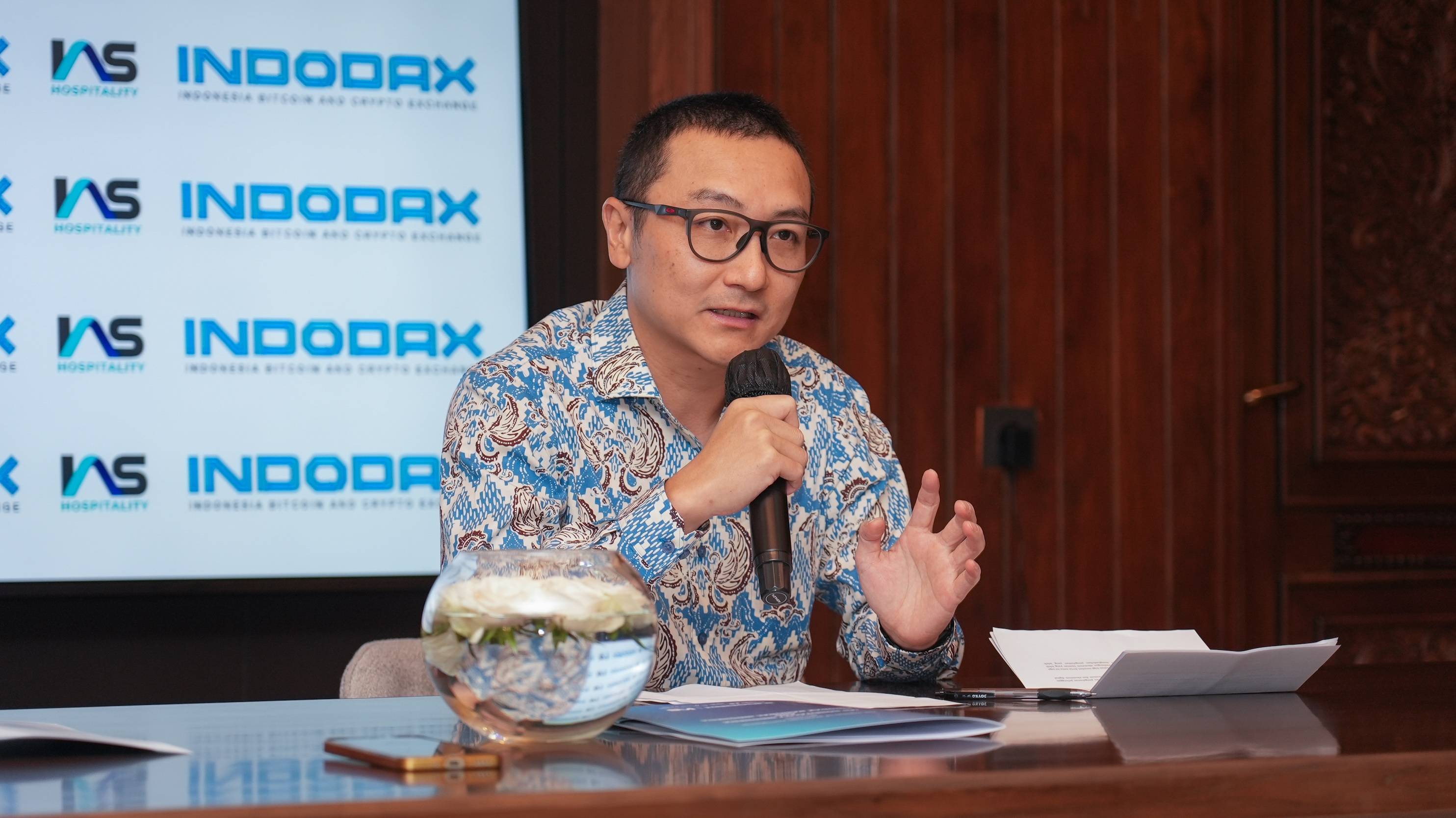 Inflasi AS Turun ke 3,5%, Harga Bitcoin dan Ethereum Bergerak Positif Jelang ETH Genesis Day