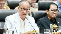 Menteri Perindustrian Agus Gumiwang Kartasasmita 