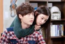 Lee Jong Suk dan Kim Ji Won Bersatu (Foto Soompi) 