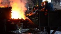 Smelter Indonesia (Dimas Ardian/Bloomberg/Getty Images)