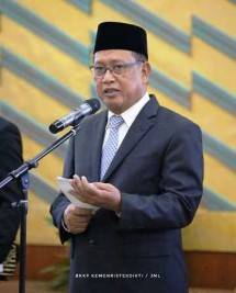 Menristekdikti Muhamad Nasir Lantik Enam Pimpinan PTN 