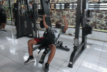 Prajurit Yonkapa 1 Mar Cilandak Tingkatkan Kebugaran Tubuh dengan Fitness