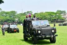 Satuan Intai Amfibi Korps Marinir Unjuk Kebolehan Jelang ke USA di Depan KASAL
