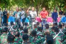 Komandan Korps Marinir Kunjungi Sarang Petarung di Gedangan Sidoarjo Jatim
