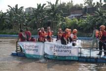 Yayasan WINGS Peduli Bersama Ratusan Relawan Bersihkan Sungai Ciliwung, Kumpulkan 592,4 Kg Sampah untuk Peringati Hari Bumi