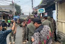 Satpol PP DKI Jakarta Tutup DAMIU Tanpa Izin