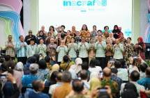 Ekspor Kriya Tembus USD 12 Miliar, Menteri Ekraf Soroti Peran Perempuan di INACRAFT 2026